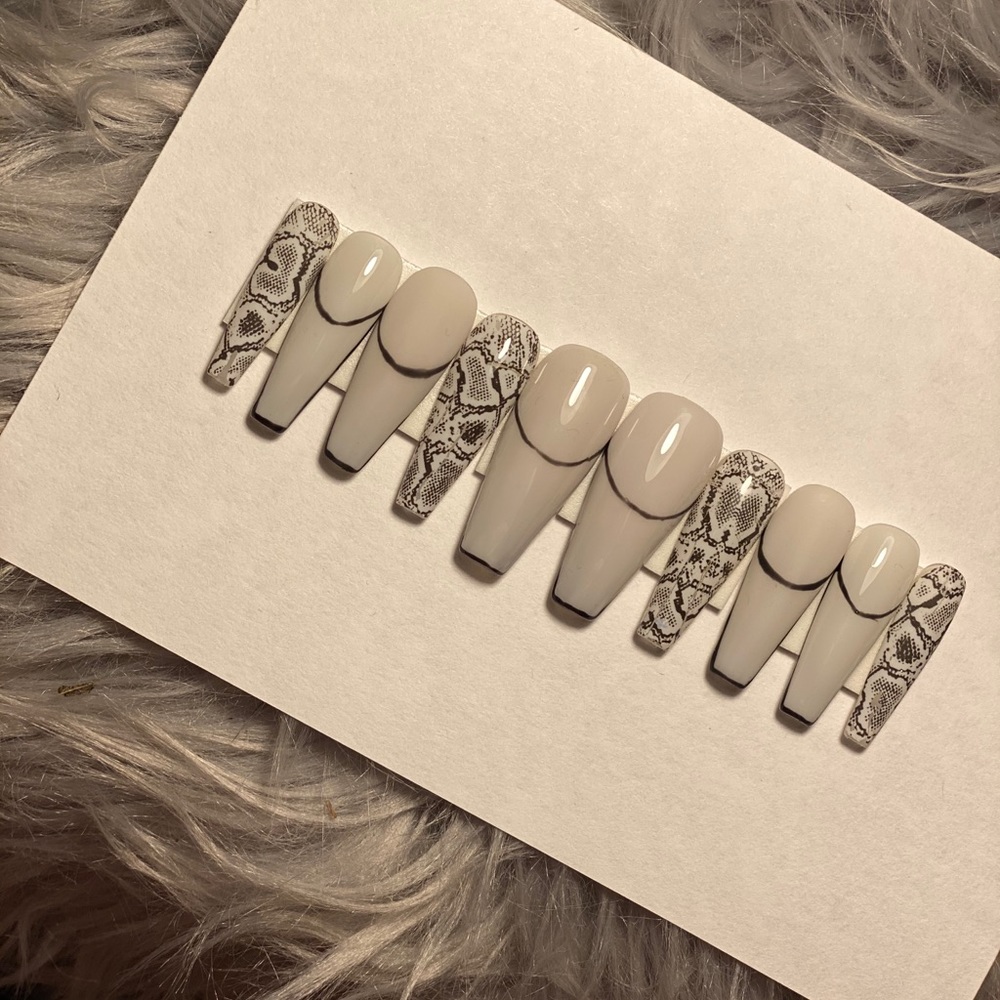 Soft White & Black Snake Print Press on Nails